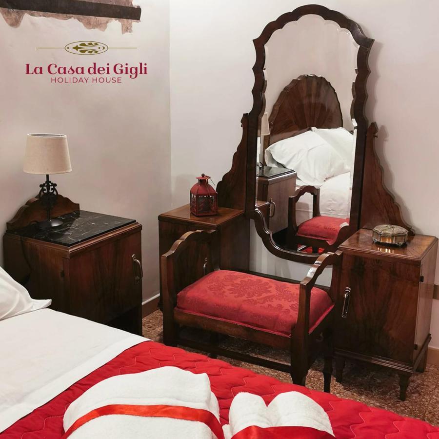 La Casa Dei Gigli Villa Lecce Bagian luar foto