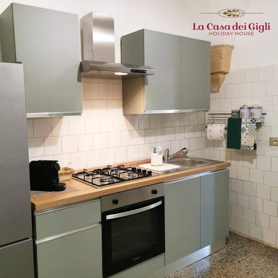 La Casa Dei Gigli Villa Lecce Bagian luar foto